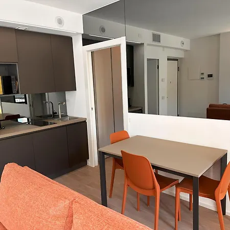 Navigli Relax With Private Balcony And Parking Apartment